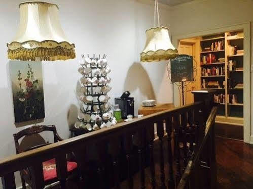 The English Merchant'S Inn Уаксахачи Екстериор снимка